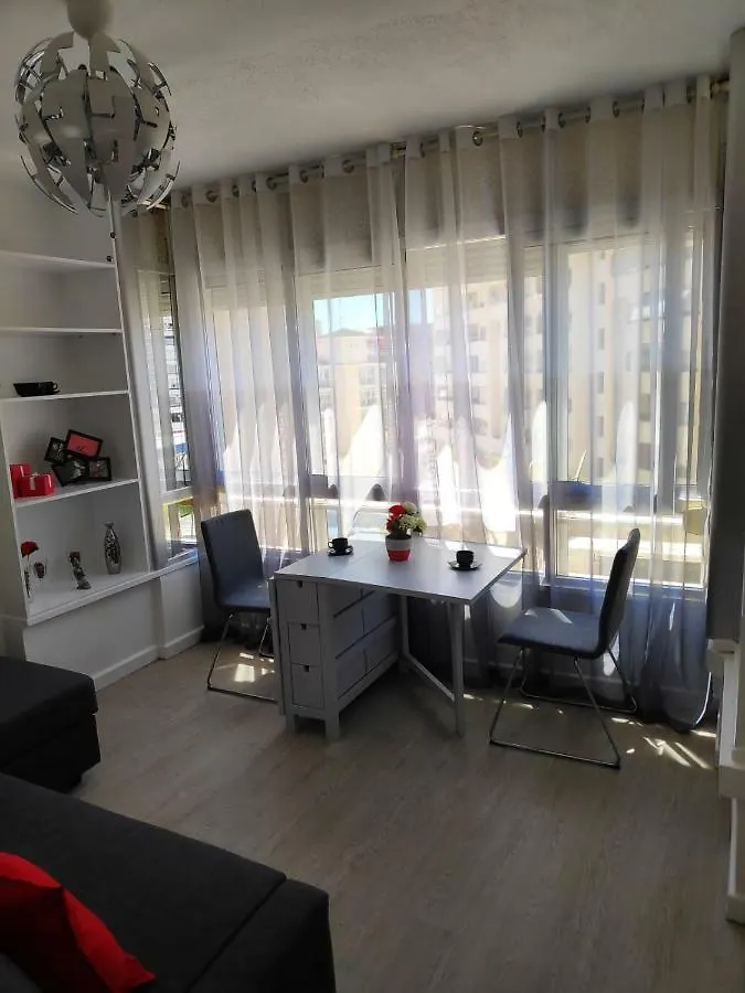 Piscina, Bar, Wifi, Fire Stick Amazon, Playa, 5 Min Centro - Excepcional Apartment Torremolinos 0*,