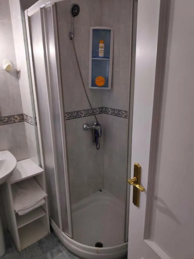 Piscina, Bar, Wifi, Fire Stick Amazon, Playa, 5 Min Centro - Excepcional Apartment Torremolinos 0*,  Spain